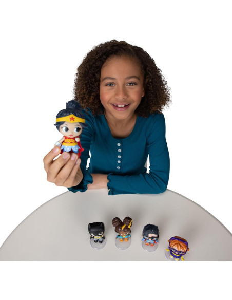 Muñecas Mini DC Super Hero Girls - Wonder Woman y más Muñecas Mini DC Super Hero Girls - Wonder Woman y más