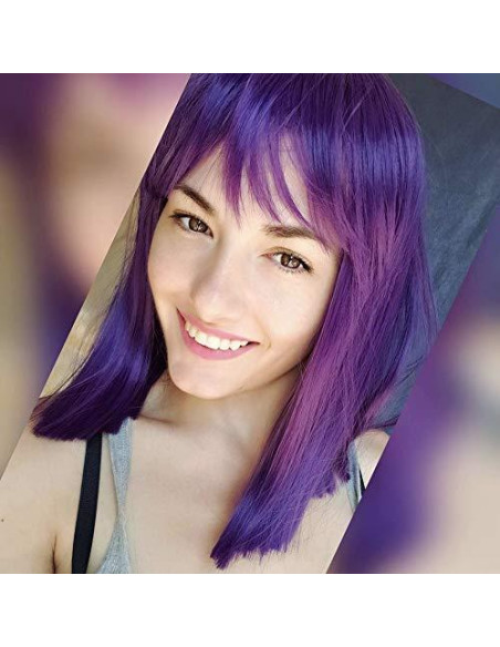 Peluca corta recta Morvally morada con flequillo 35.56 cm