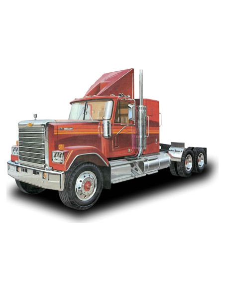 Modelo a Escala 1:25 Tractor Chevrolet Bison AMT Detallado