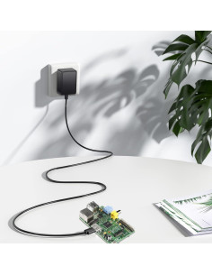 Fuente de Alimentación SoulBay 5V 3A para Raspberry Pi 2