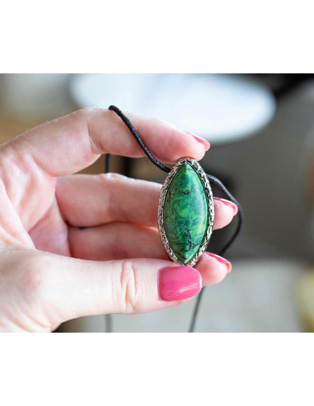 Collar Colgante Verde Shang-Chi Marvel Studios Replica