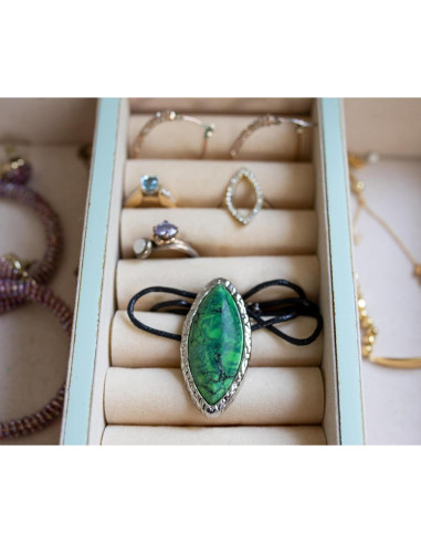 Collar Colgante Verde Shang-Chi Marvel Studios Replica