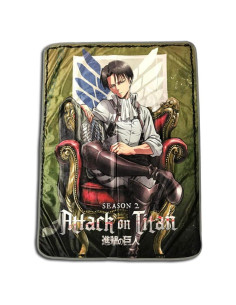 Manta de Anime Ataque a los Titanes Temporada 2 Gran Entretenimiento del Este