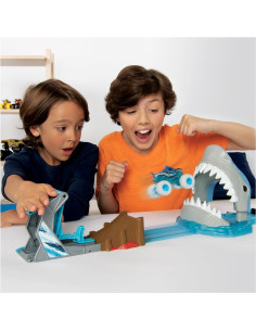 Juego Megalodon Mayhem Monster Jam con Camión 1:64 2