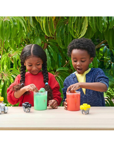 Hot Wheels Camión Monstruo Revelación de Color 1:64 con Tanque