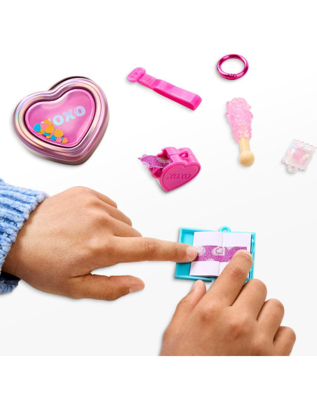 Latas Pequeñas Real Littles con 4 Encantos - 6 Diseños