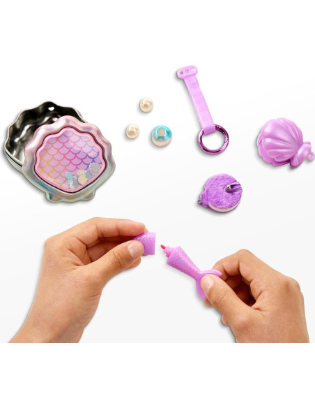 Latas Pequeñas Real Littles con 4 Encantos - 6 Diseños