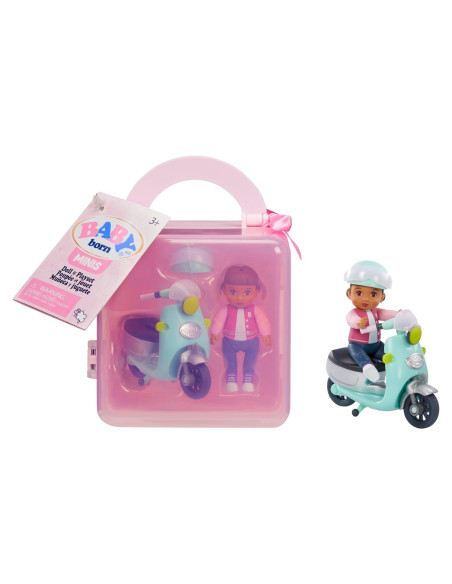 Set de Juego BABY born MINIS - Muñeca 6.98 cm, Scooter y Casco Set de Juego BABY born MINIS - Muñeca 6.98 cm, Scooter y Casco