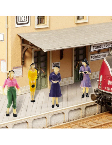 56 Piezas Figuras de Trenes a Escala 1:50 - Personas, Bancos y Árboles