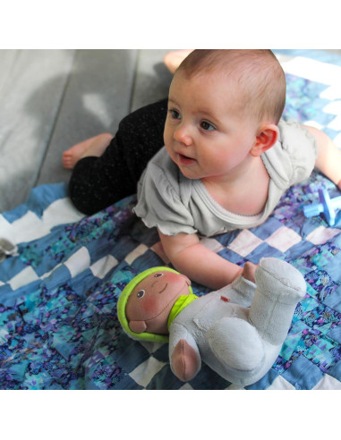 Muñeca HABA Ollie Snug Up 20 cm Suave para Bebés