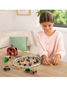 Set de Granja John Deere TOMY 203 Piezas con Tractores 2