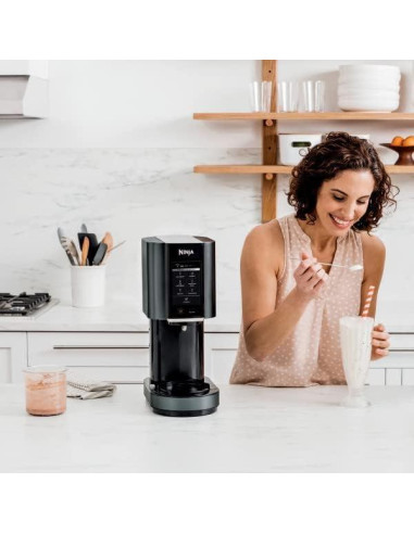 Ninja CREAMi Máquina de Helados Automática 473ml Negro