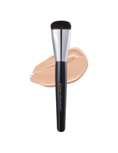 Brocha plana para base líquida The Bkor 21x4.6 cm