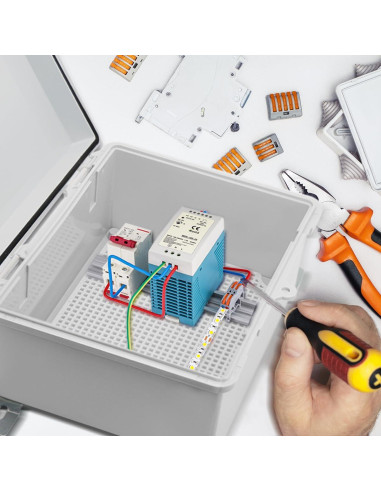 Caja de Conexiones Eléctricas Impermeable YETLEBOX 220x170x110mm