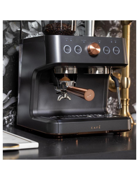 Cafetera Bellissimo Espresso Semi Automática 1300W + Espumador
