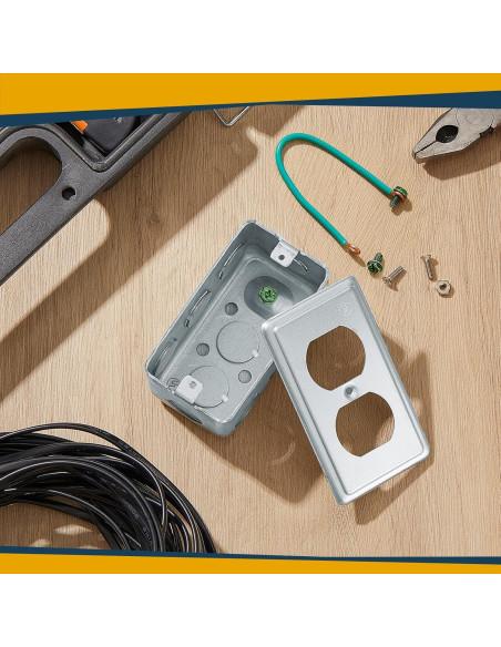 4 Cajas Eléctricas de Metal Copkim 10x5 cm con Tapa y Tornillos