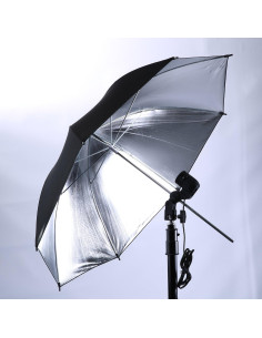 Paraguas Reflectante Neewer 33" Negro Plata para Estudio 2