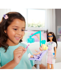 Barbie Dentista con Muñeca Paciente y Accesorios - Mattel 2