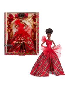 Muñeca Barbie 2024 de Vacaciones con Vestido a Cuadros