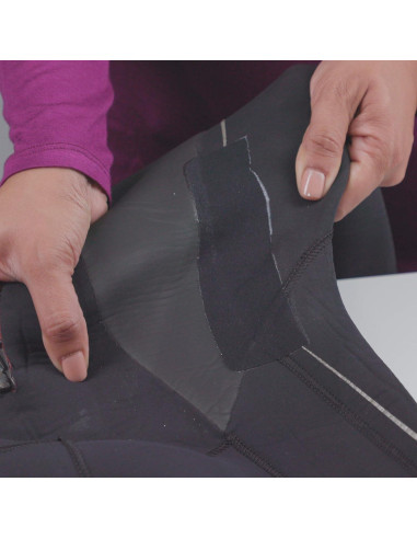 Kit de Reparación de Traje de Neopreno GEAR AID 15x25 cm