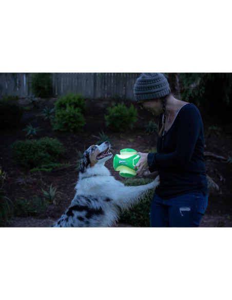 Pelota Chuckit! Kick Fetch Brilla en la Oscuridad 14 cm