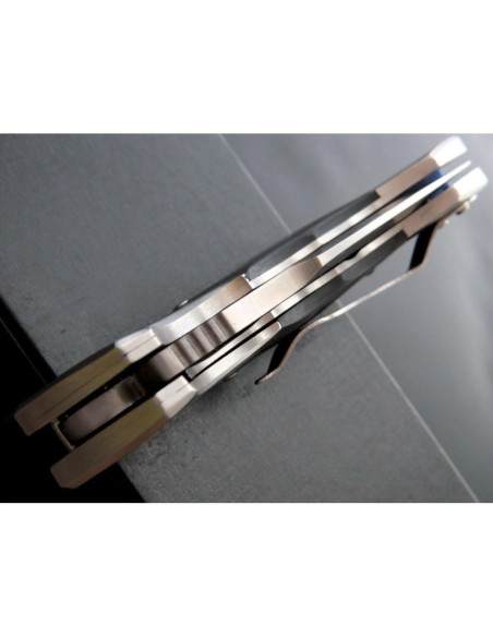 Cuchillo Plegable Eafengrow EF15 9Cr18Mov 9.7 cm Hoja G10