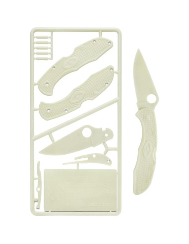 Kit de Cuchillo Plegable Spyderco Delica 4 - Brilla en la Oscuridad