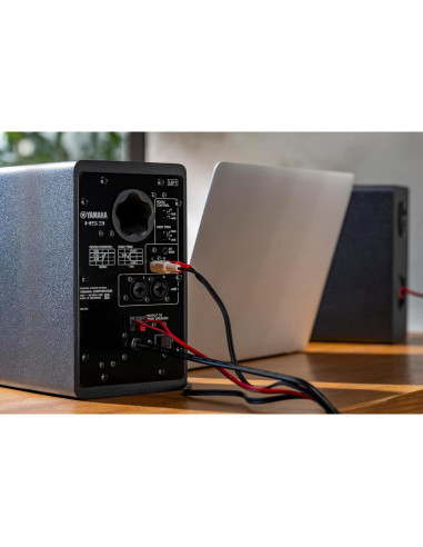 Monitores de Estudio Yamaha HS3 B, Par de 3.5" en Negro