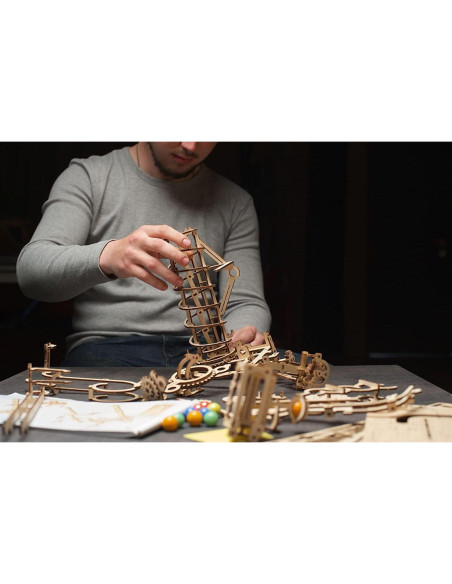 Rompecabezas 3D UGEARS Elevador Espiral de Canicas - 266 Piezas
