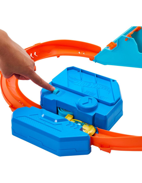 Juego de Pista de Autos Hot Wheels Deluxe con Impulsor 1:64