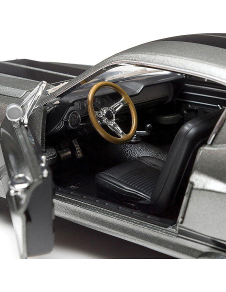 Auto a Escala 1:18 Greenlight 1967 Ford Mustang Eleanor Plata