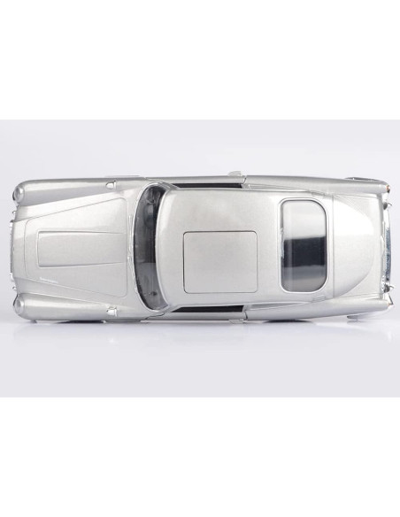 Coche de metal fundido DB5 RHD 007 Goldfinger 1:24 Motormax