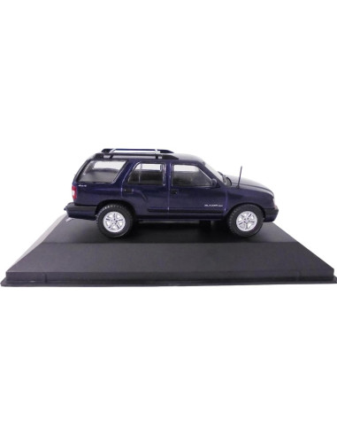 Coche a escala 1/43 OPO 10 Chevrolet Blazer 2004