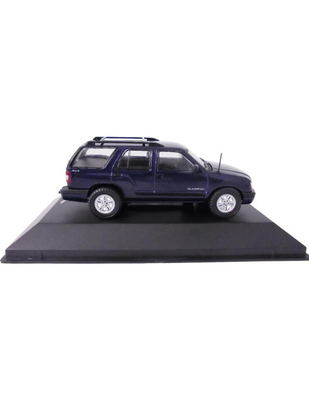 Coche a escala 1/43 OPO 10 Chevrolet Blazer 2004