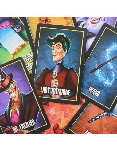 Juego de Mesa Clue Villanos de Disney Hasbro 2-6 Jugadores