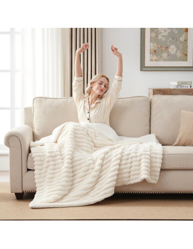 Manta Térmica Westinghouse 127x152 cm 6 Niveles Calor Beige