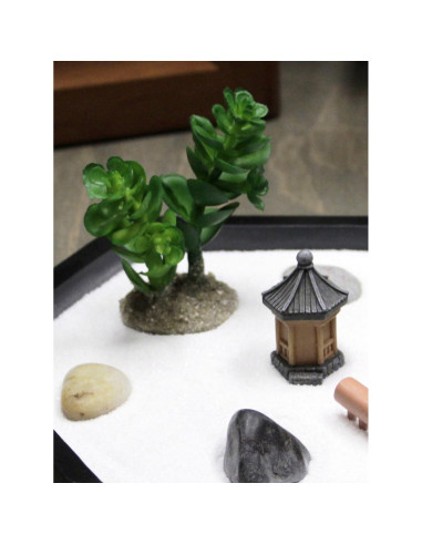 Kit Jardín Zen Mini Nature's Mark para Escritorio con Arena y Pagoda