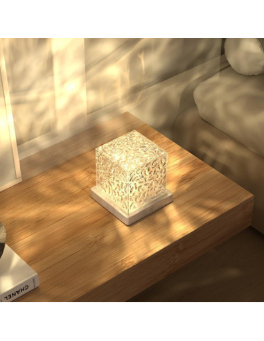 Luz Nocturna Proyector KVKVMO 16 Colores Control Remoto 11cm