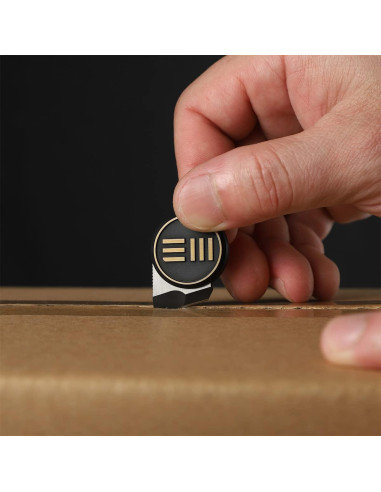 Cuchillo Utility WeKnife WE20021-1 Titanio Negro/Dorado