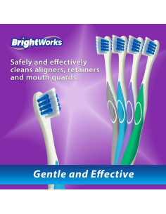 Cepillo y Estuche BrightWorks para Alineadores - Limpieza Efectiva 2