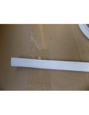 Moldura Flexible de PVC 1.6cm x 292cm para Muebles y Fotos