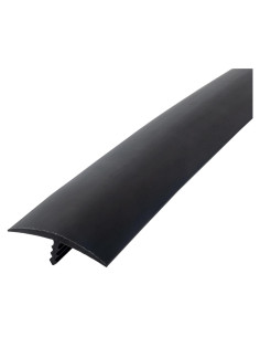 Moldura T Plástica Flexible Outwater 25 Pies Negra 1.25"
