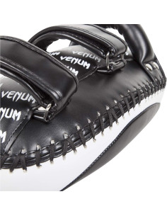 Pad de Patada Ligero Venum Skintex Cuero Negro/Hielo 2