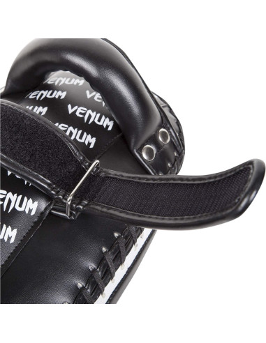Pad de Patada Ligero Venum Skintex Cuero Negro/Hielo