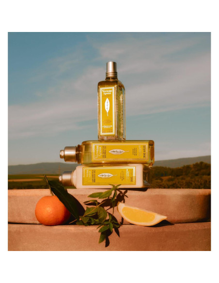 Acondicionador Fresco L'OCCITANE 248 ml - Verbena Cítrica Acondicionador Fresco L'OCCITANE 248 ml - Verbena Cítrica