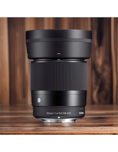 Lente Sigma 30mm f/1.4 DC DN para Sony E + Tarjeta 64GB