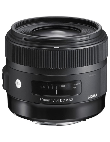Lente Sigma 30mm f/1.4 DC HSM Art para Nikon F + Accesorios Lente Sigma 30mm f/1.4 DC HSM Art para Nikon F + Accesorios