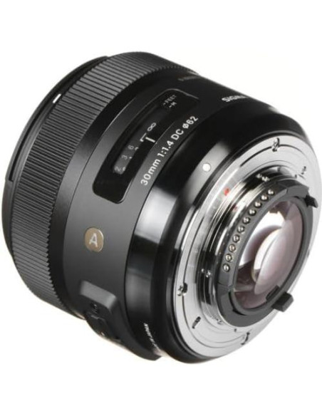 Lente Sigma 30mm f/1.4 DC HSM Art para Nikon F + Accesorios Lente Sigma 30mm f/1.4 DC HSM Art para Nikon F + Accesorios
