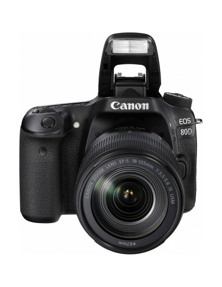 Cámara réflex digital Canon EOS 80D con lente 18-135mm