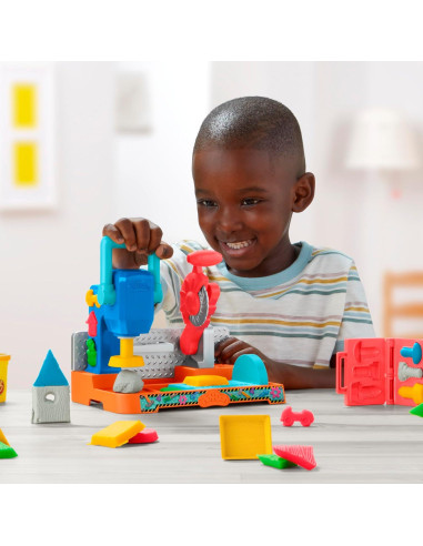 Play-Doh Banco de Herramientas con Sellos y Sierra 5 Colores